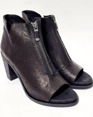 Eileen Fisher- Textured Leather Peep Toe Middle Zipper Booties- Size 11